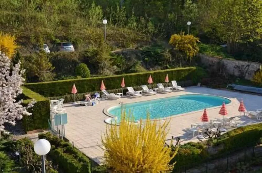Hotel Restaurant d'Orfeuil - Image 1