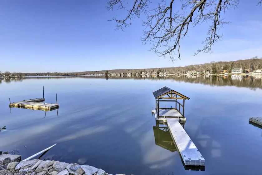 Lakefront Home: 2 Mi to Air Line State Park Trail! - Innenbereich