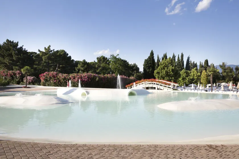 Villa Norcenni ApartHotel - Image 1
