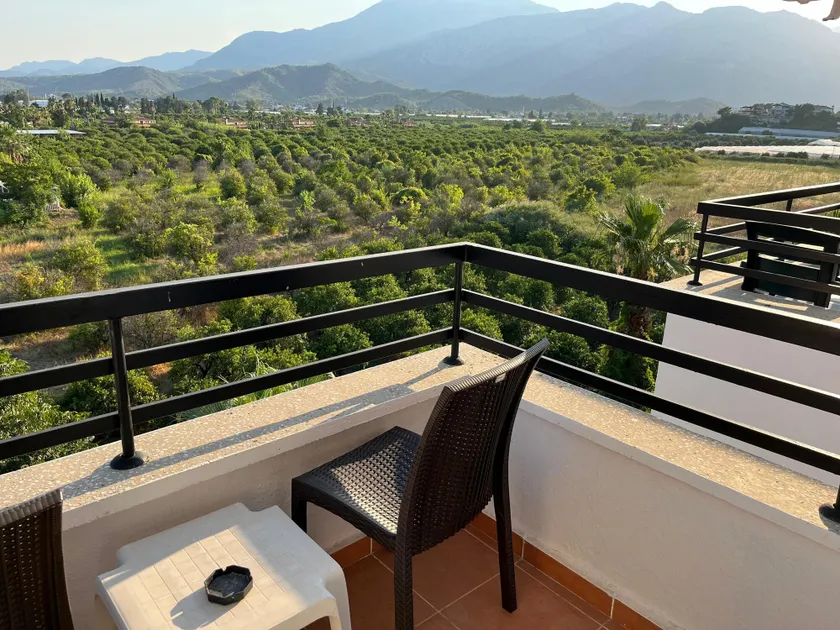 Malibu Garden Resort - Image 1