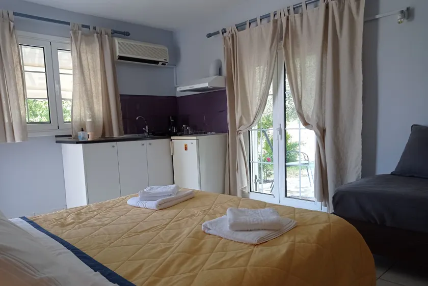 Sivotahomes-blue - Image 1