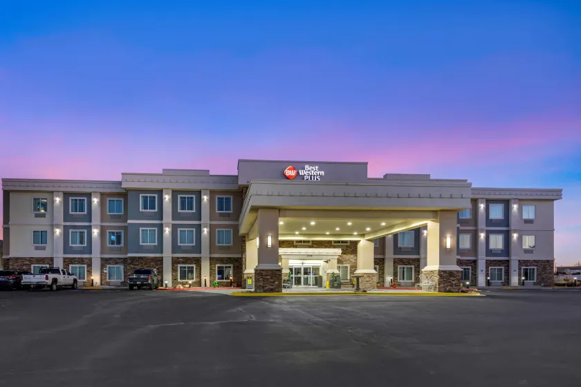 Best Western Plus Fort Stockton Hotel - Image 1