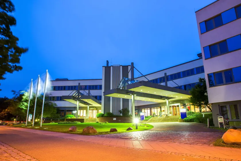 Park Inn by Radisson Lübeck - Image 1