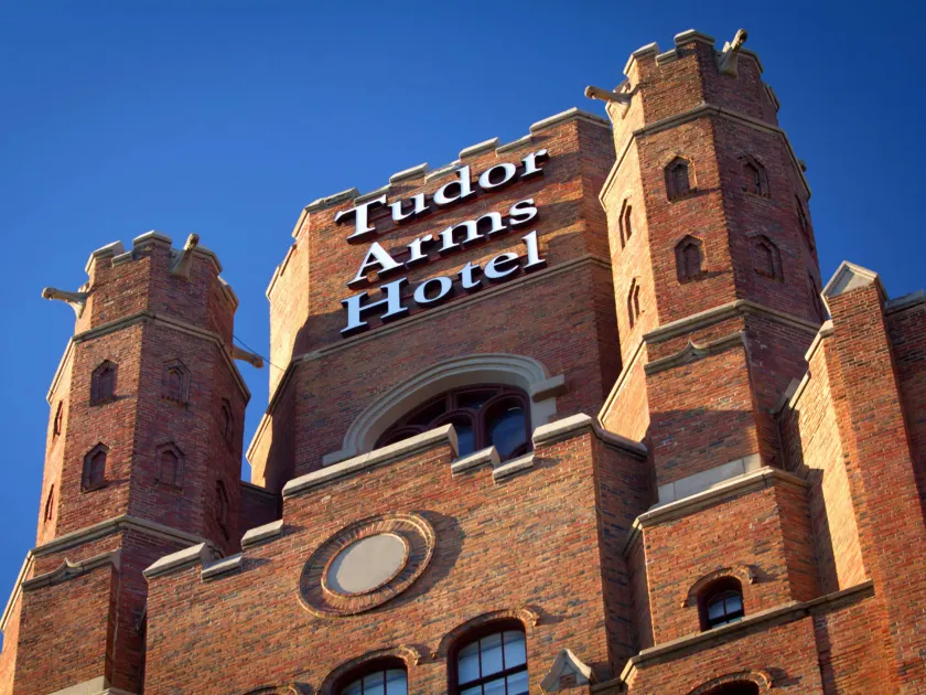 The Tudor Arms Hotel Cleveland - a DoubleTree by Hilton - Image 1