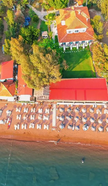 Thanos Hotel - Image 1