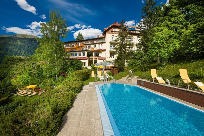 Hotel Alpenblick - Image 1