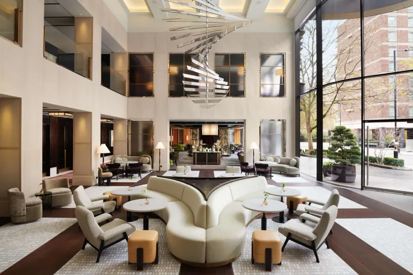Radisson Blu Portman Hotel London - Image 1