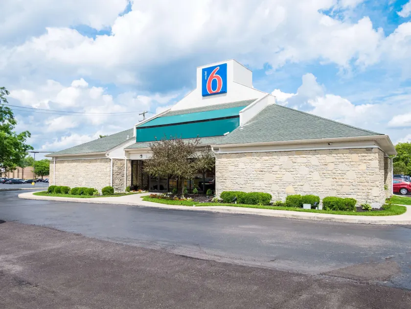 Motel 6-Columbus, OH - OSU - Image 1