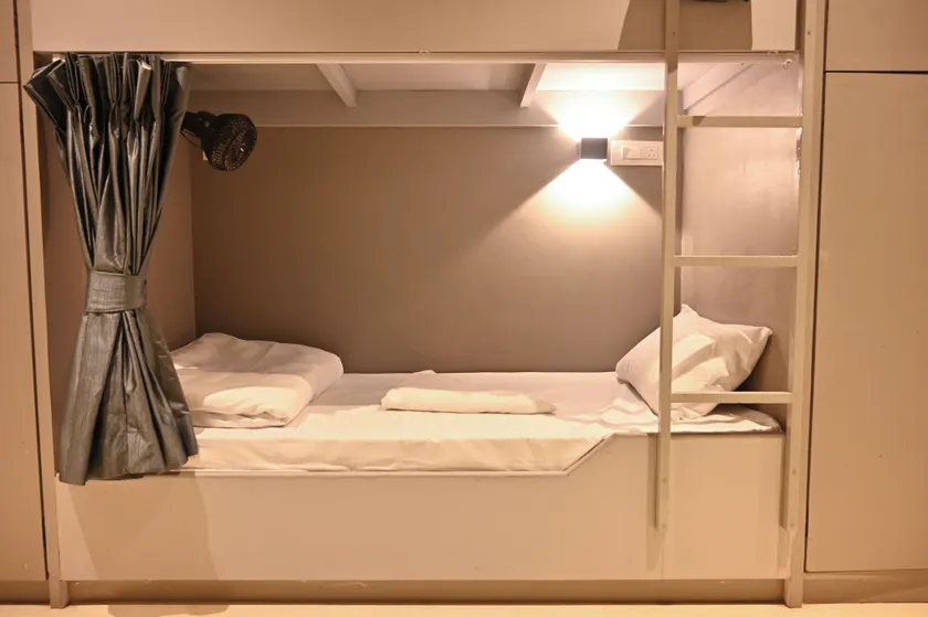 Bed & Bread Dormitory - Room