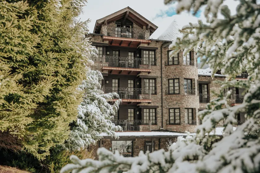 Abba Xalet Suites Hotel - Image 1