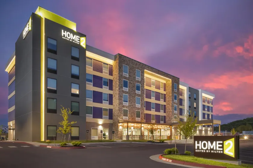 Home2 Suites By Hilton Harrisonburg University - Image 1