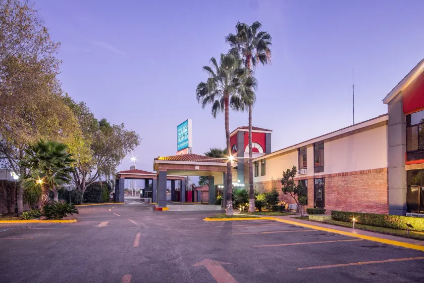 Four Points by Sheraton Saltillo - Image 1