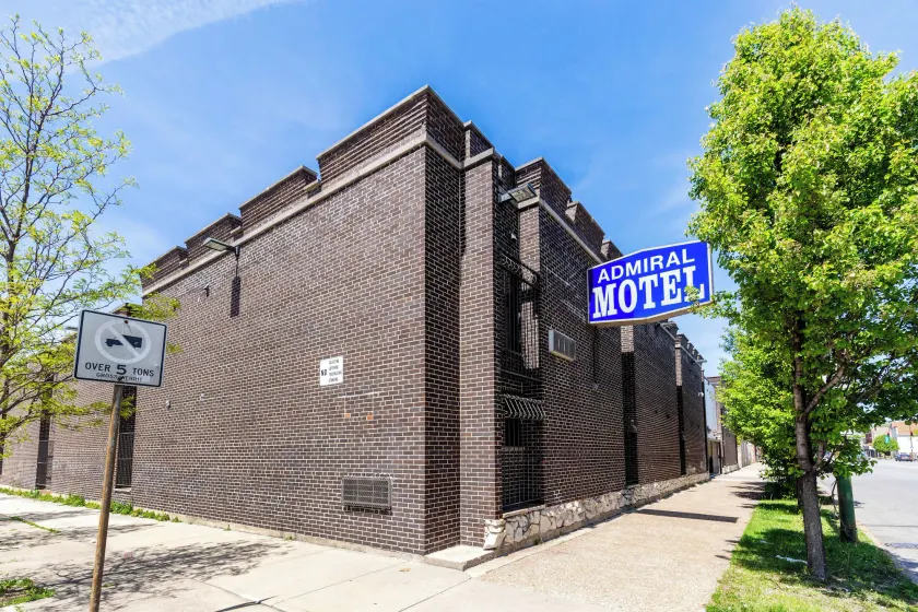 Admiral Motel By OYO Chicago I-94 - Image 1