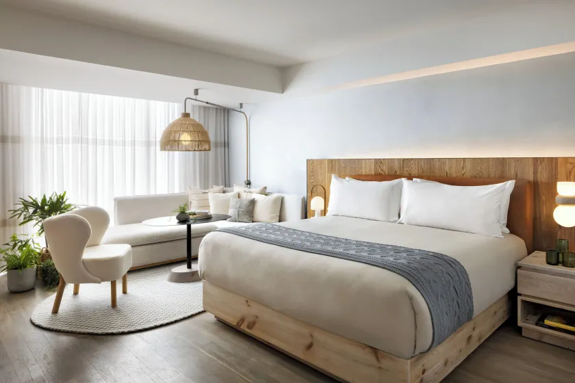 1 Hotel Toronto - Image 1