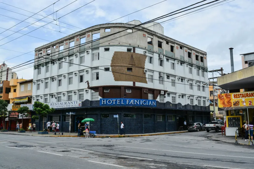 Hotel Faenician - Image 1