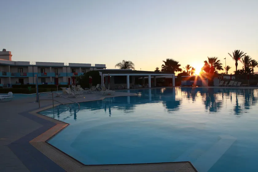 Hotel Club Selinunte Beach AiMori - Image 1