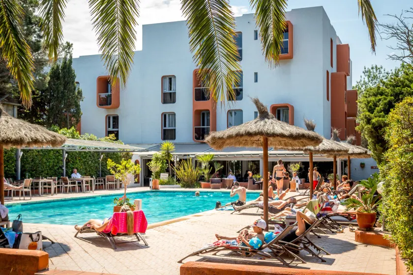 Hotel Aquarius - Image 1