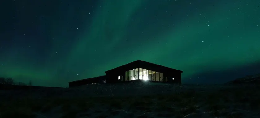 Basalt Hotel - Image 1
