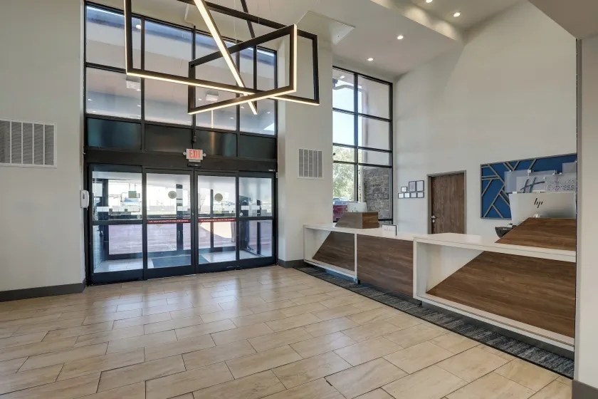 Holiday Inn Express Hotel & Suites Branson 76 Central by IHG - Rezeption