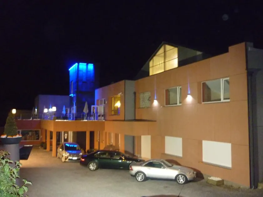 Hotel Le Midi - Image 1