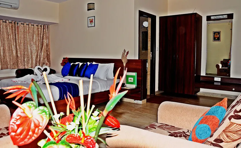 Hotel mookambika palace - Image 1