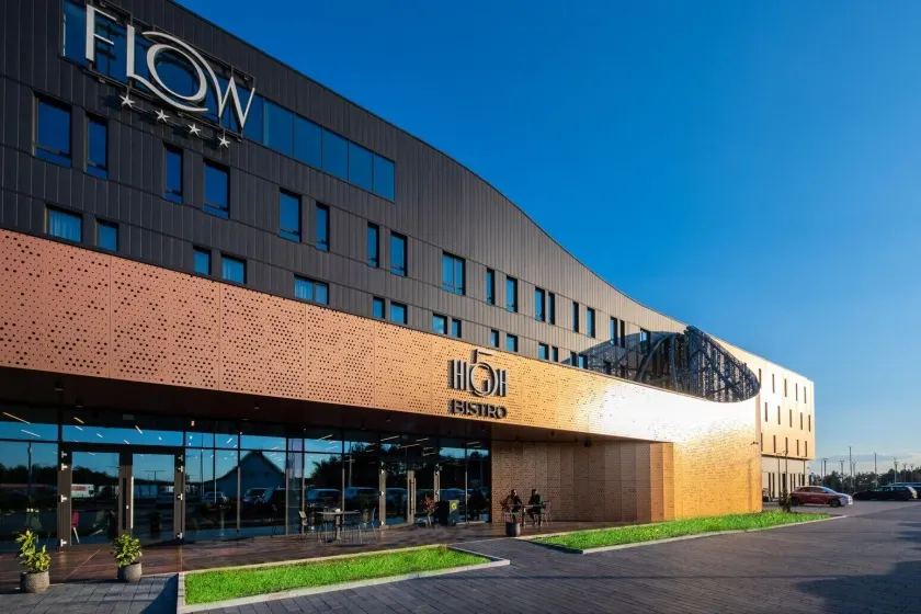 Flow Hotel & Conference - Image 1