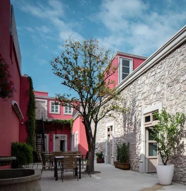 Hotel Casa Once - Image 1