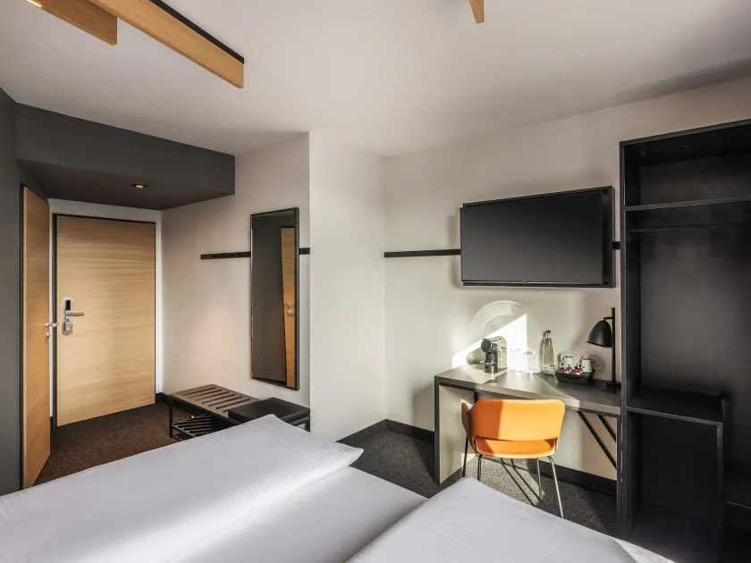 B&B Hotel Düsseldorf-City - Image 1