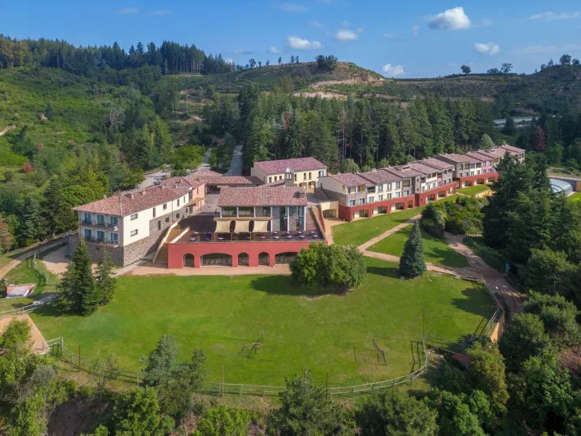 Vilar Rural De Sant Hilari Sacalm by Serhs Hotels - Image 1