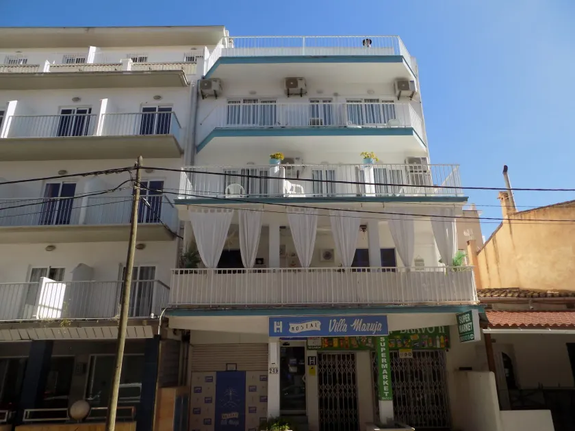 Hostal Villa Maruja - Image 1