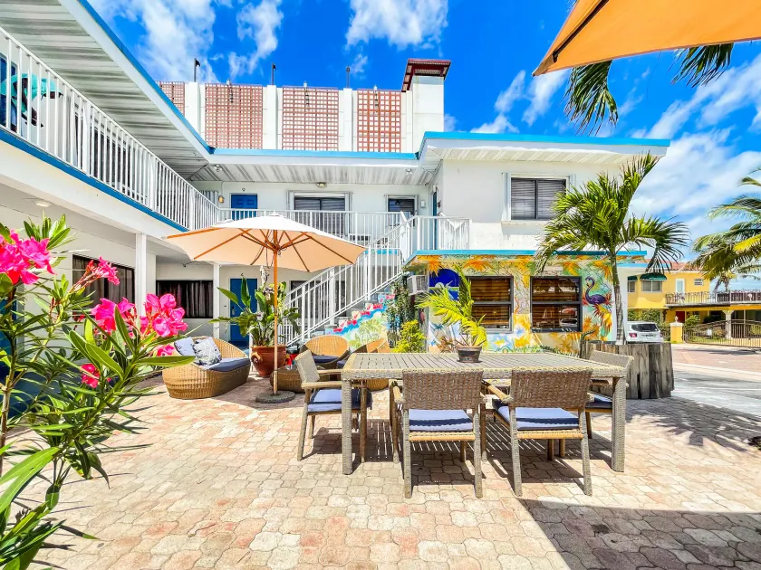 Ocean Sound's Hotel - Image 1