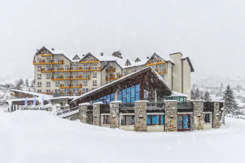 Hotel Piandineve - Image 1