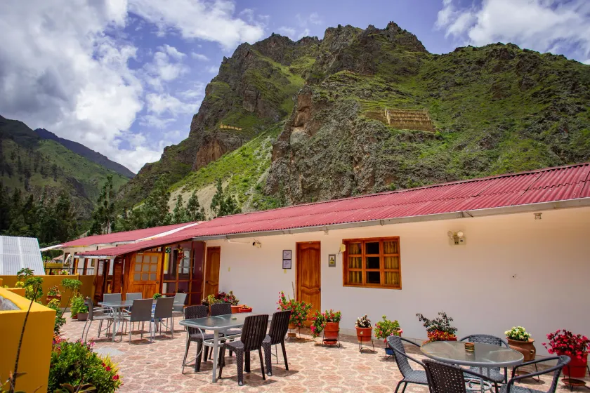Intitambo Hotel - Image 1