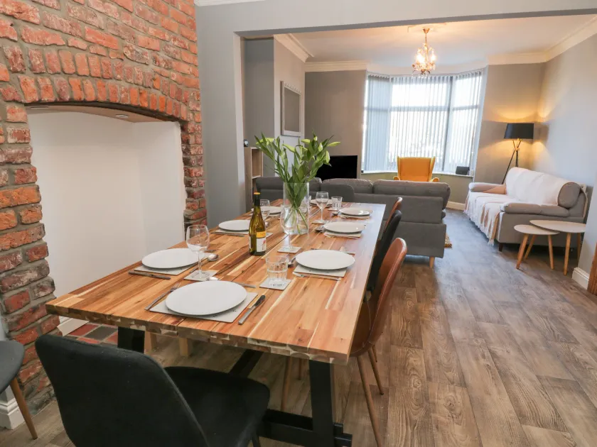 Hilderthorpe House - Image 1
