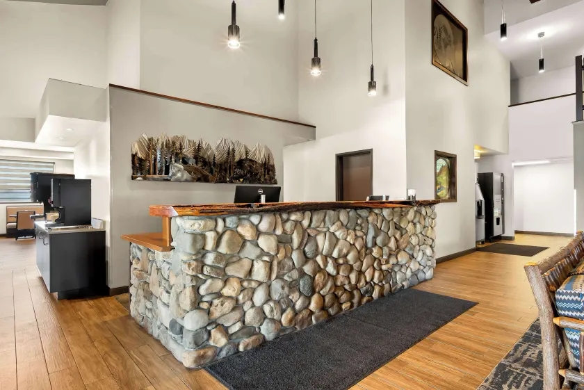 Best Western Sawtooth Inn and Suites - Lobby