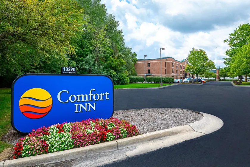 Comfort Inn Indianapolis North - Carmel - Image 1