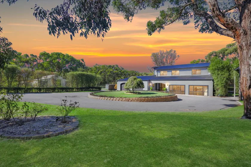 Elk Estate - Image 1