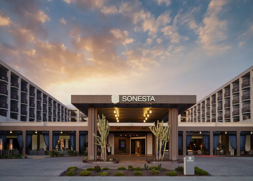 Sonesta Redondo Beach and Marina - Image 1