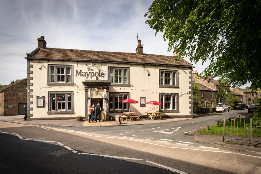 Maypole Inn - Image 1
