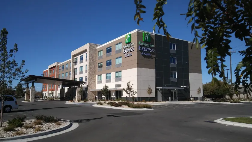 Holiday Inn Express & Suites Boise Airport by IHG - Image 1