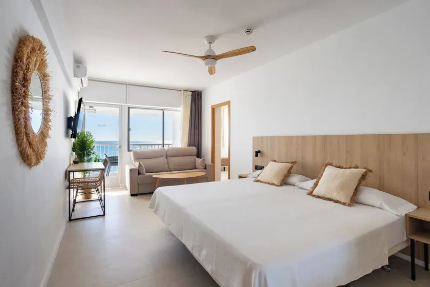 Apartamentos Mirador  - Image 1