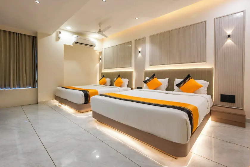 Itsy Hotels Indra Palace - Image 1