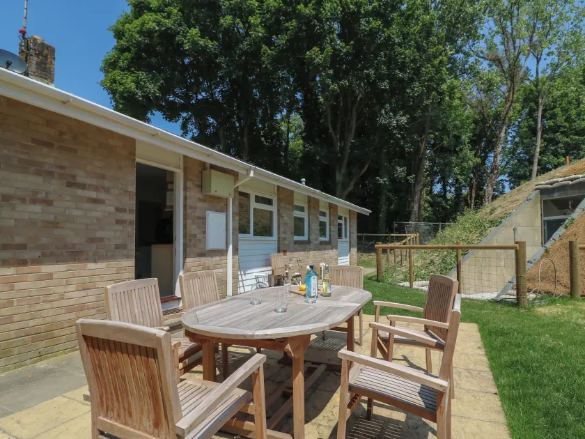 Woodlands Cottage - Image 1