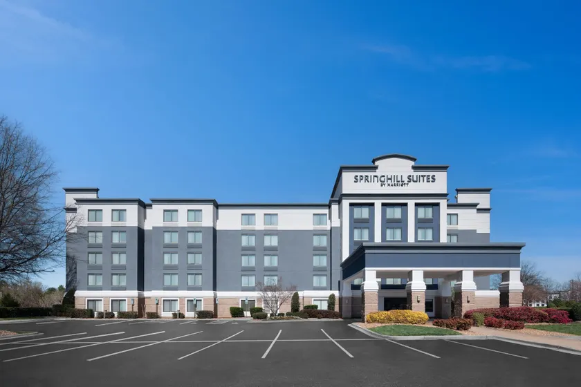 SpringHill Suites by Marriott Charlotte / Concord Mills Speedway - Image 1