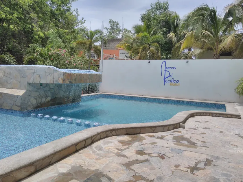 Hotel Arenas del Pacifico - Image 1