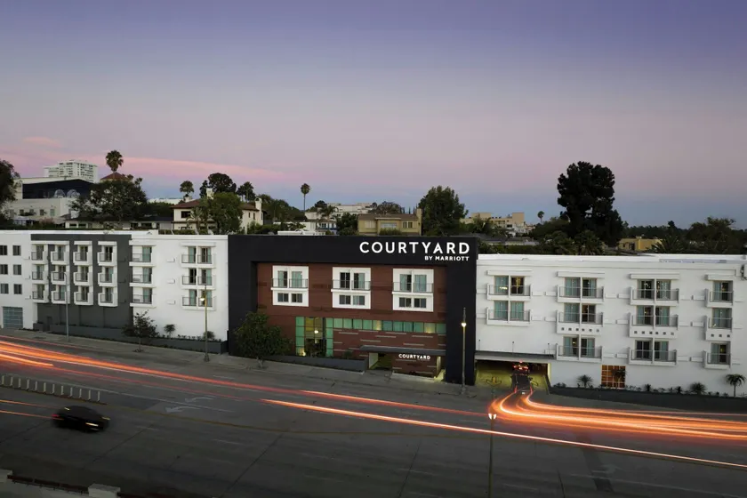 Courtyard Los Angeles Century City/Beverly Hills - Image 1