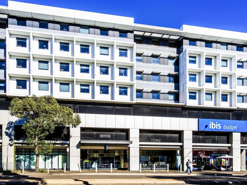 ibis Budget Sydney Olympic Park - Image 1