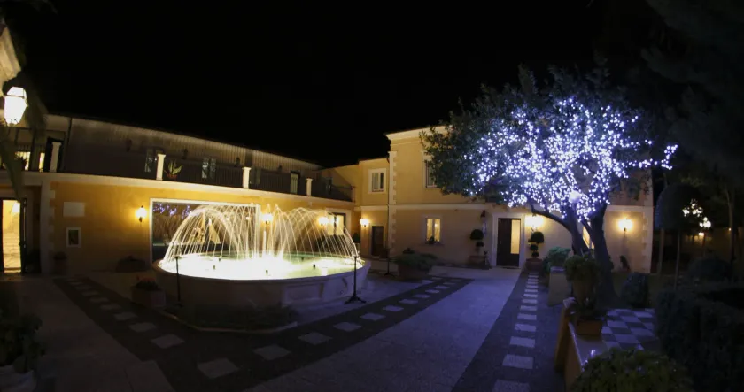 Regis Resort & Wellness - Image 1