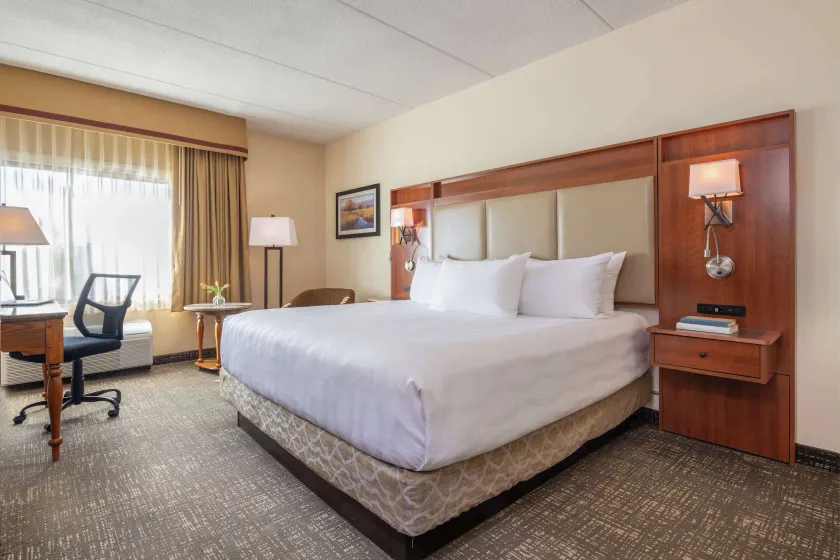 Best Western Plus Waterbury - Stowe - Image 1