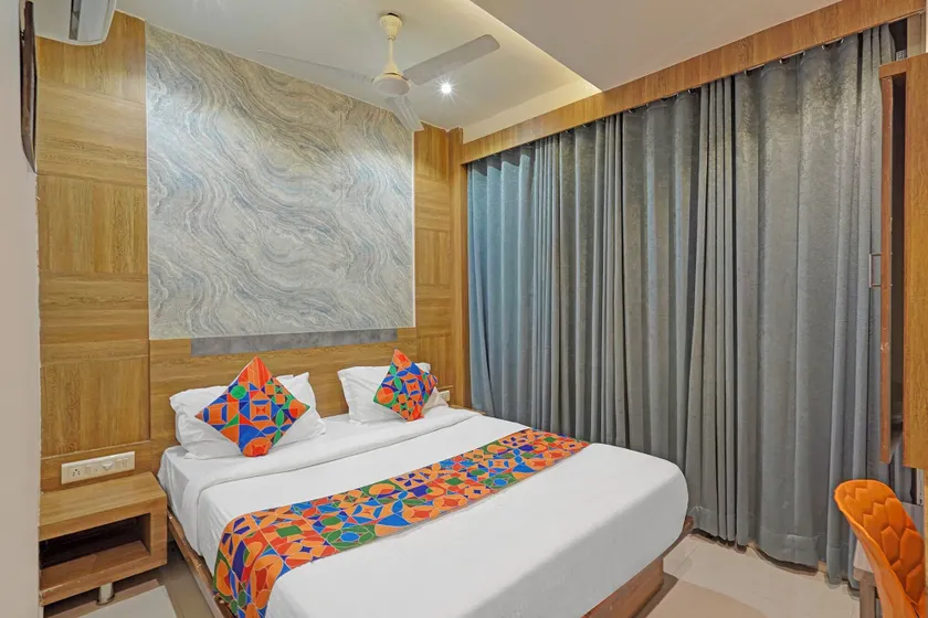 Hotel New Empire - Image 1